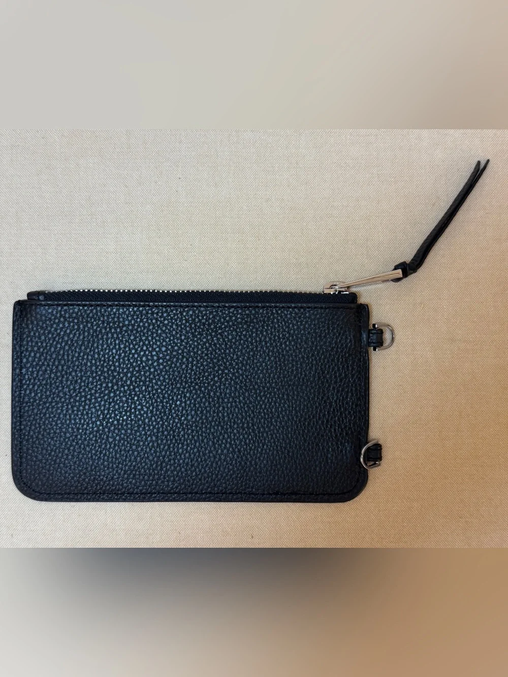 Bandolier compact pebbled